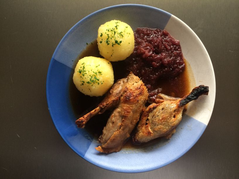 Teller mit Entenbraten