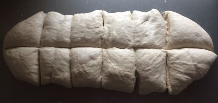 12 Hefeteig Teile