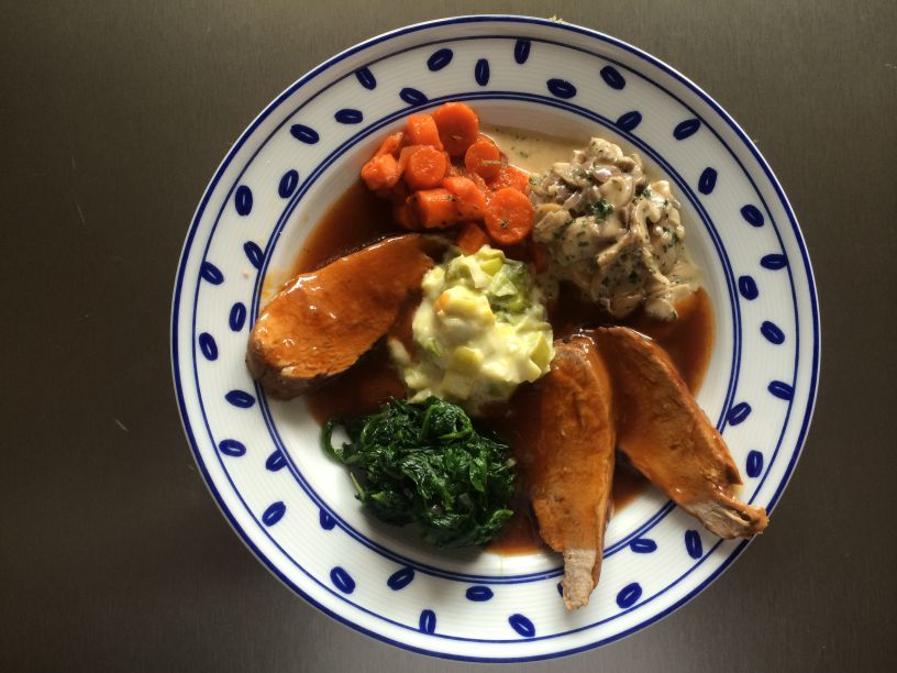 Teller mit Schweinefiletbraten