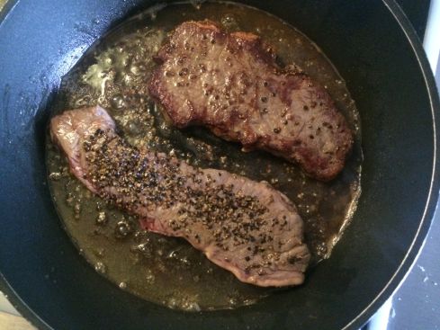 rumpsteak in der Pfanne