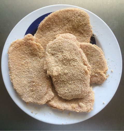 Putenschnitzel paniert