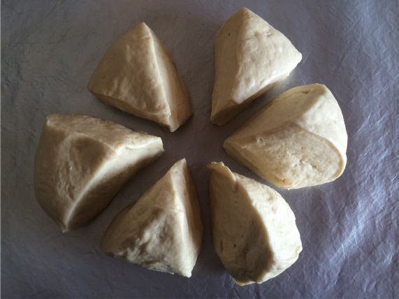 naan Teig geteilt
